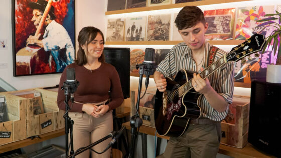 Dan & Izzy - Acoustic Duo