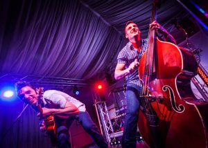 The Houndogs Live Photo
