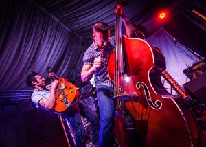 The Houndogs Live Photo