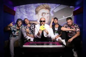 Absolute 80s band - Group Shot