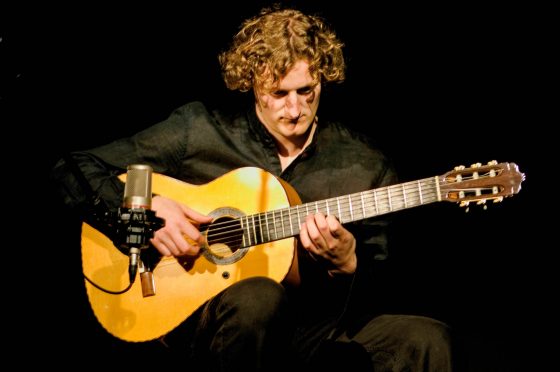 essex guitarist live