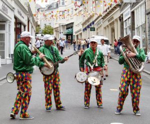 Fidgety Feet Jazz Band - Harlequins