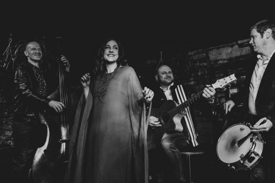 The Roamantics - Acoustic Band