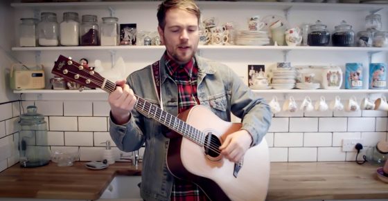 Tom Lewitt - Acoustic Singer