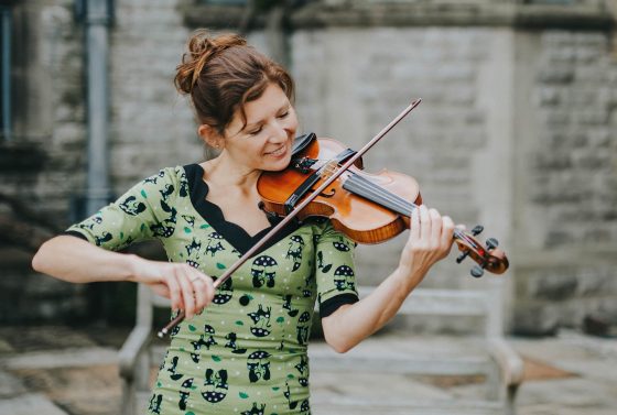 Violinist Liz for Hire